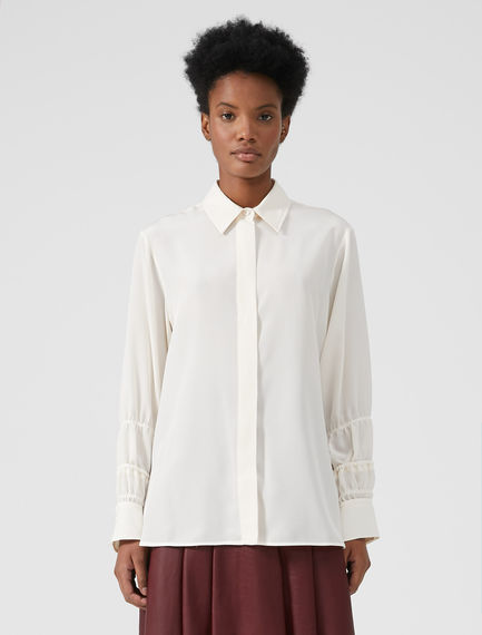 Camicia in seta con maniche smocked