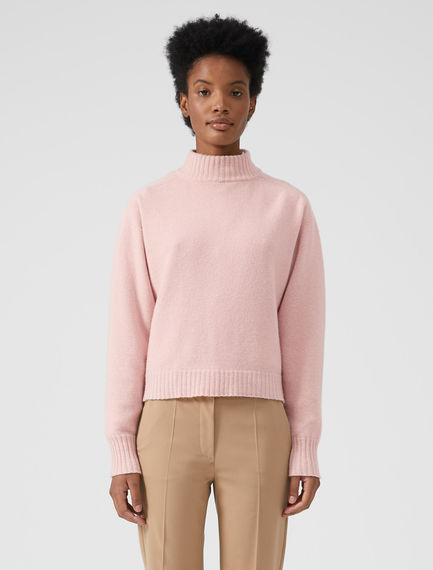 Maglia in lana a collo alto