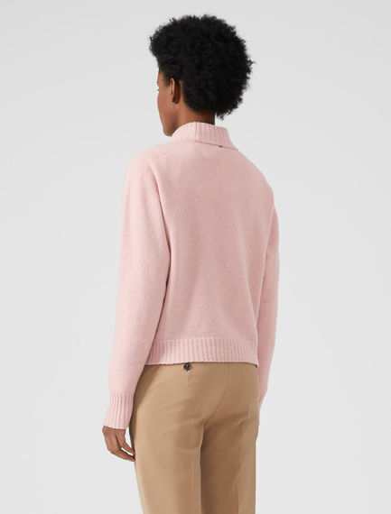 Maglia in lana a collo alto