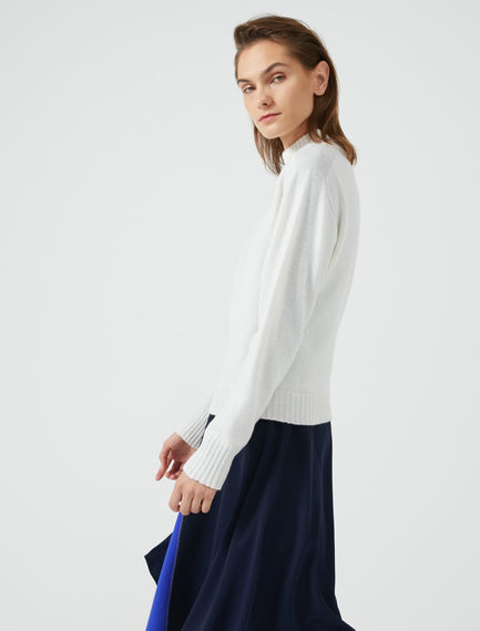 Maglia in lana a collo alto