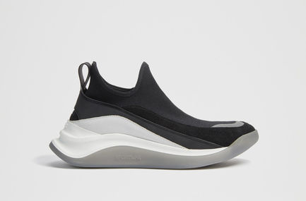 Sneakers Futuristic
