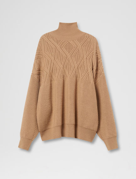 Maglia jacquard con collo a imbuto