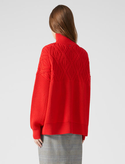 Maglia jacquard con collo a imbuto