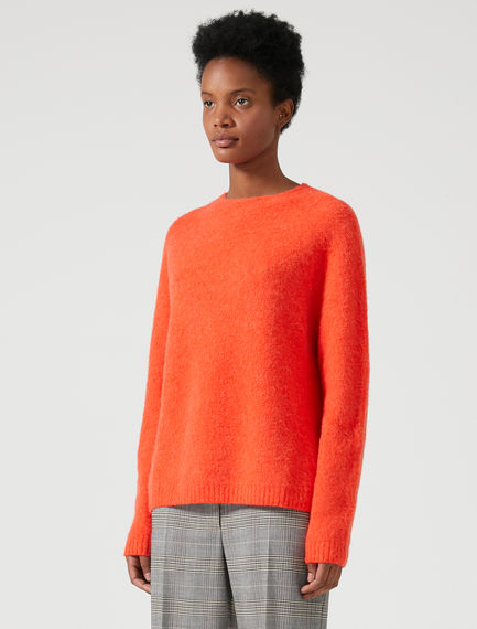 Maglia in alpaca a righe degradé.