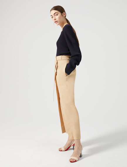 Pantalone cropped con pieghe