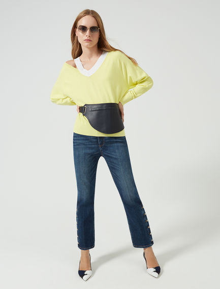 Jeans con bottoni