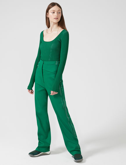 Pantaloni ampi