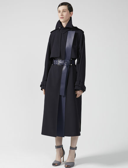 Trench in lana