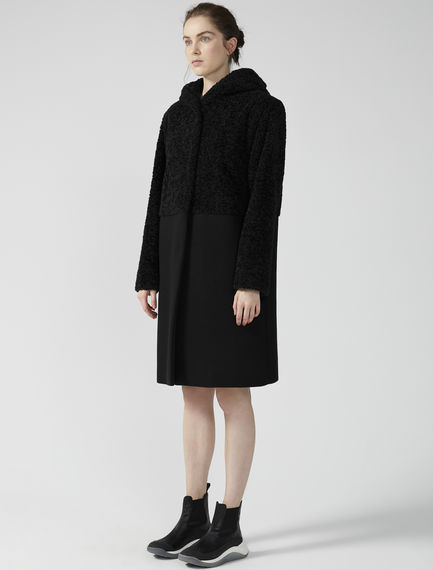 Cappotto con doppio materiale