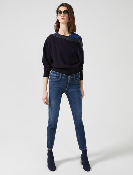 T-shirt con maniche raglan