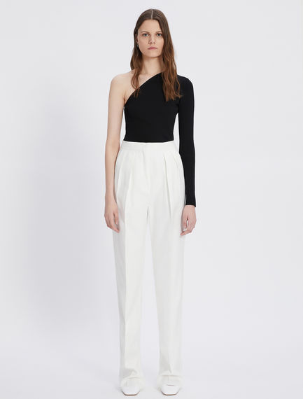Relaxed-fit pleated trousers