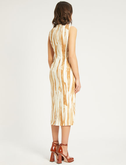 Sleeveless dress