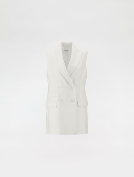 Sleeveless blazer