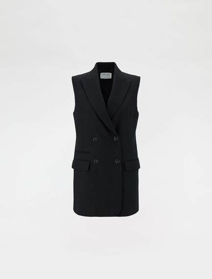 Sleeveless blazer