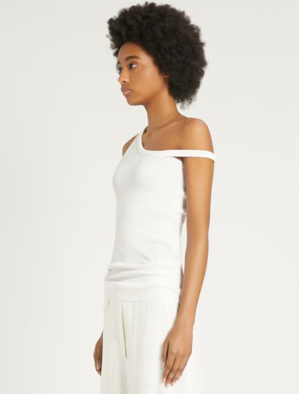 Technical yarn top