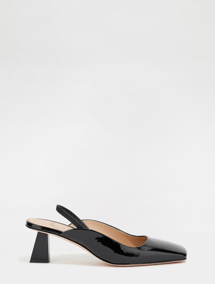 Slingback in vernice