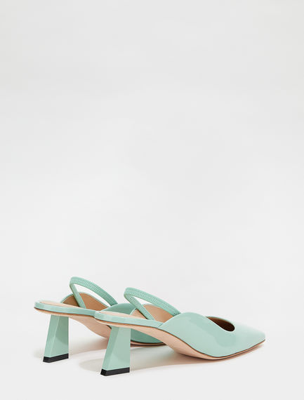 Slingback in vernice