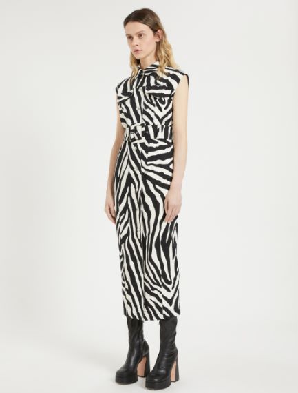Sleeveless dress