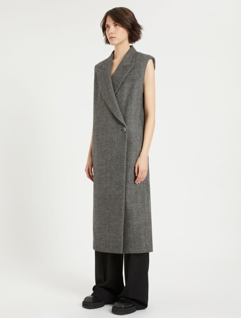 sleeveless wool coat