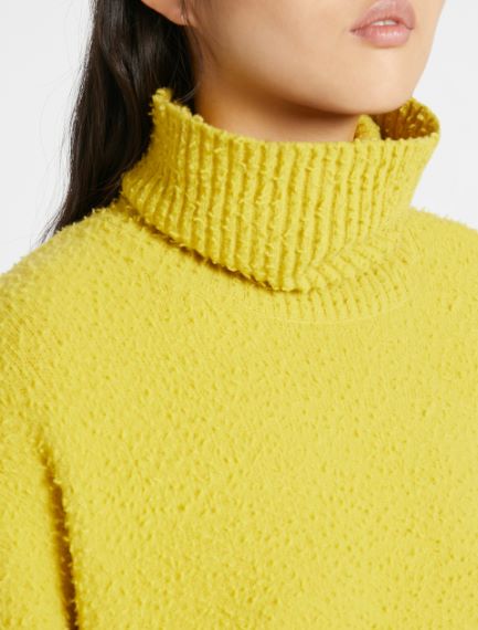 Oversized sweater