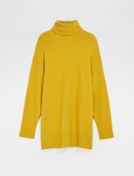 Oversized sweater