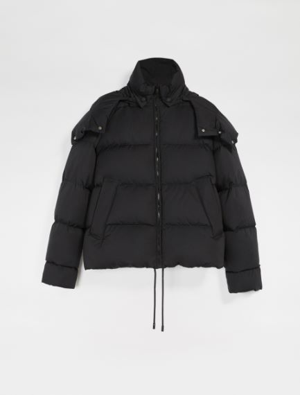 Piumino boxy con cappuccio staccabile