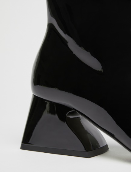 Bootie in vernice