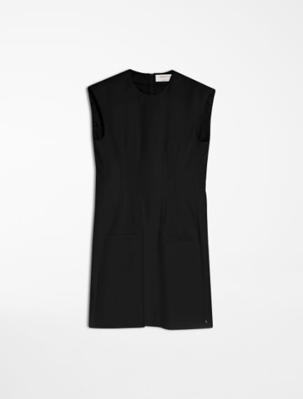 Feminine dress