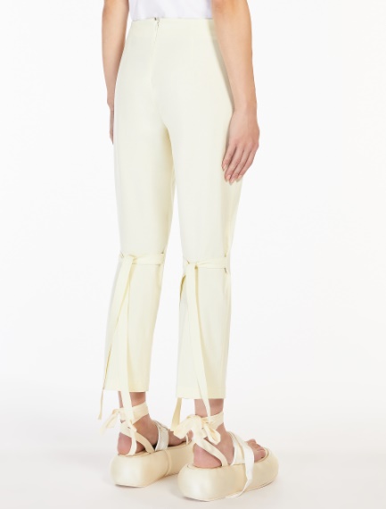 Pantalone mini flare con nastri