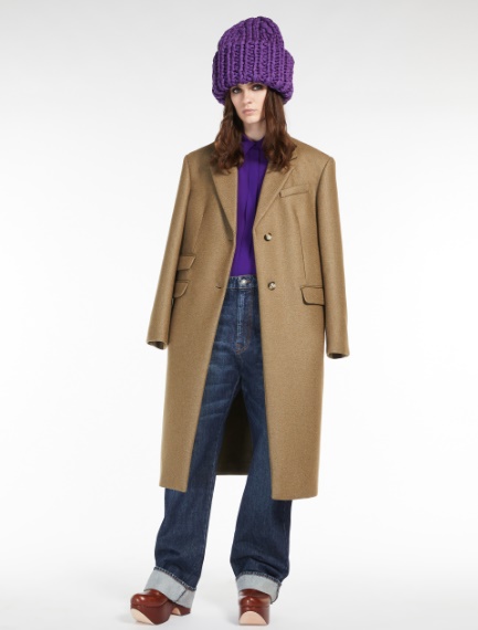 Silk shirt with high cuffs