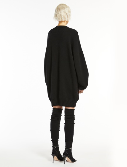 Oversized cashmere jumper