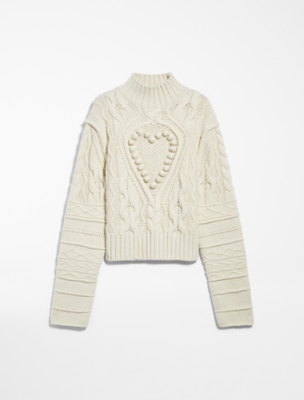 Wool jumper with heart