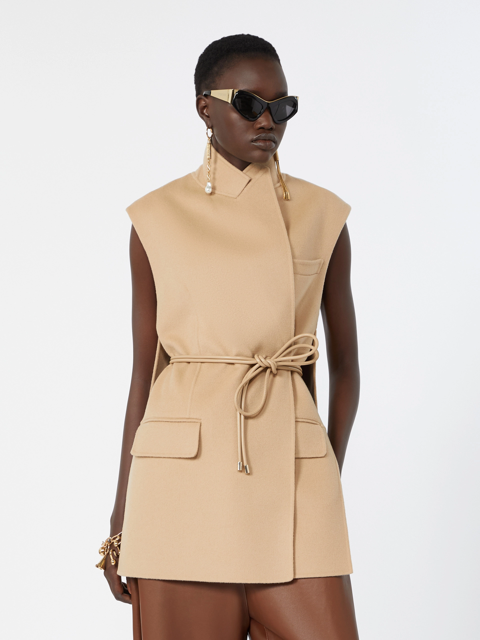 Sleeveless blazer in pure wool double fabric - CAMEL - Sportmax - 4