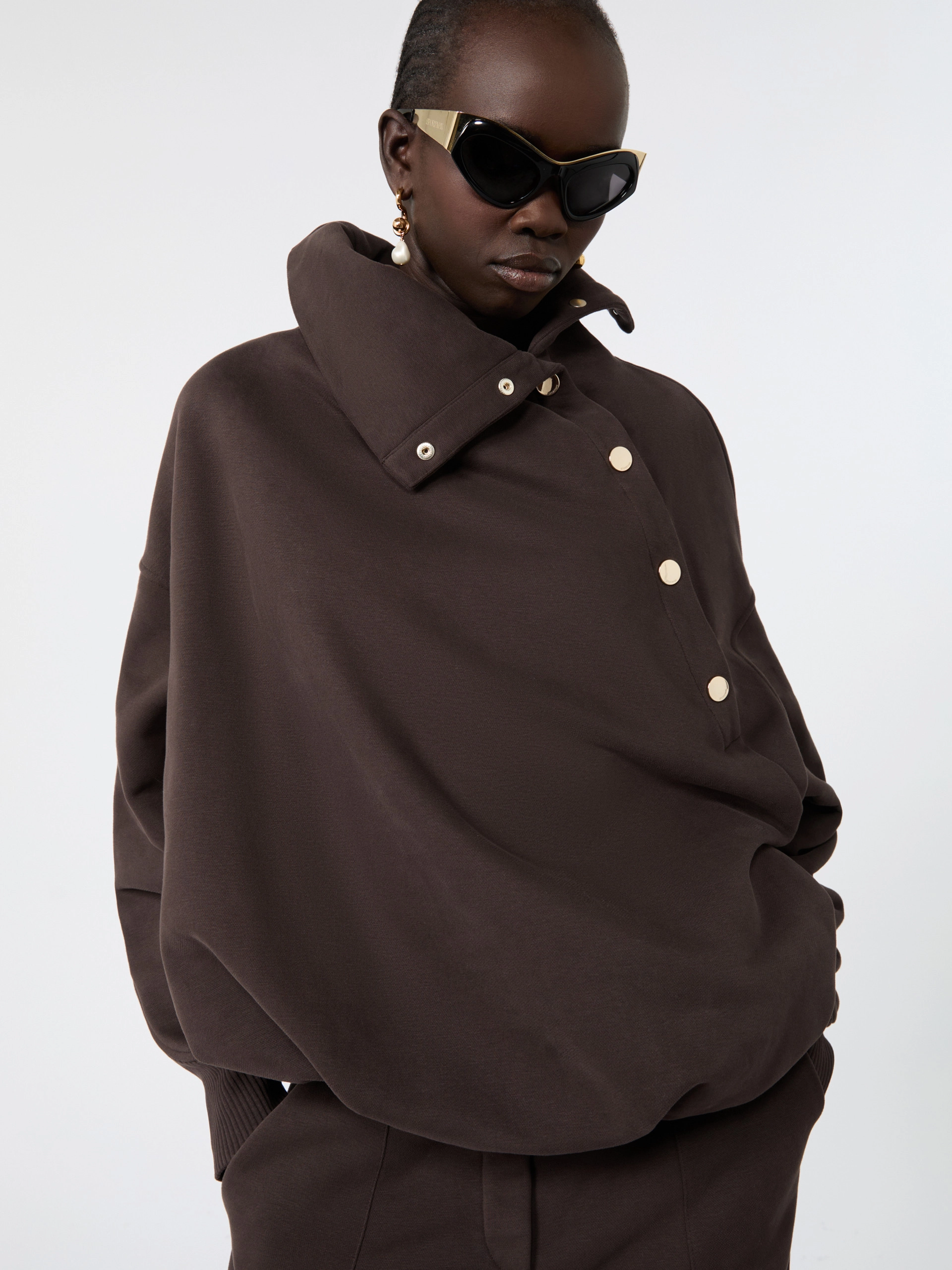 Oversized sweatshirt with an asymmetric fastening - CHOCOLATE - Sportmax - 4